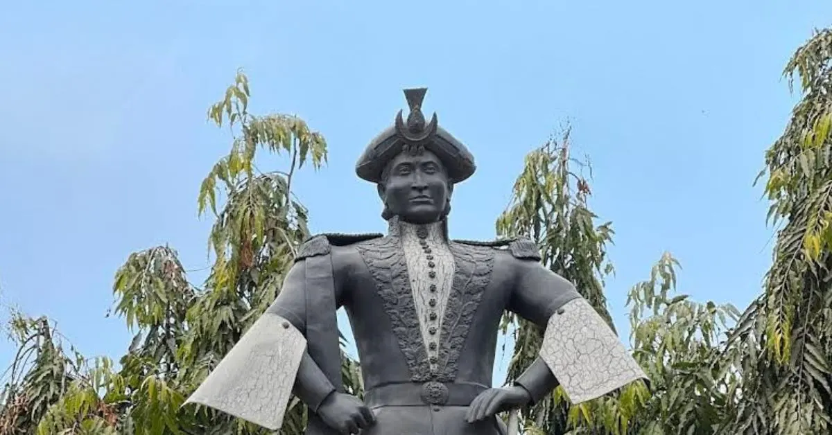 Statue-of-Warrior-in-Jitgadi-Fort-Butwal