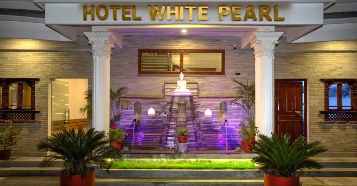 Hotel White Pearl Image