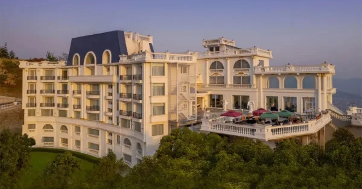 Le Glamour Luxury Resort Exterior